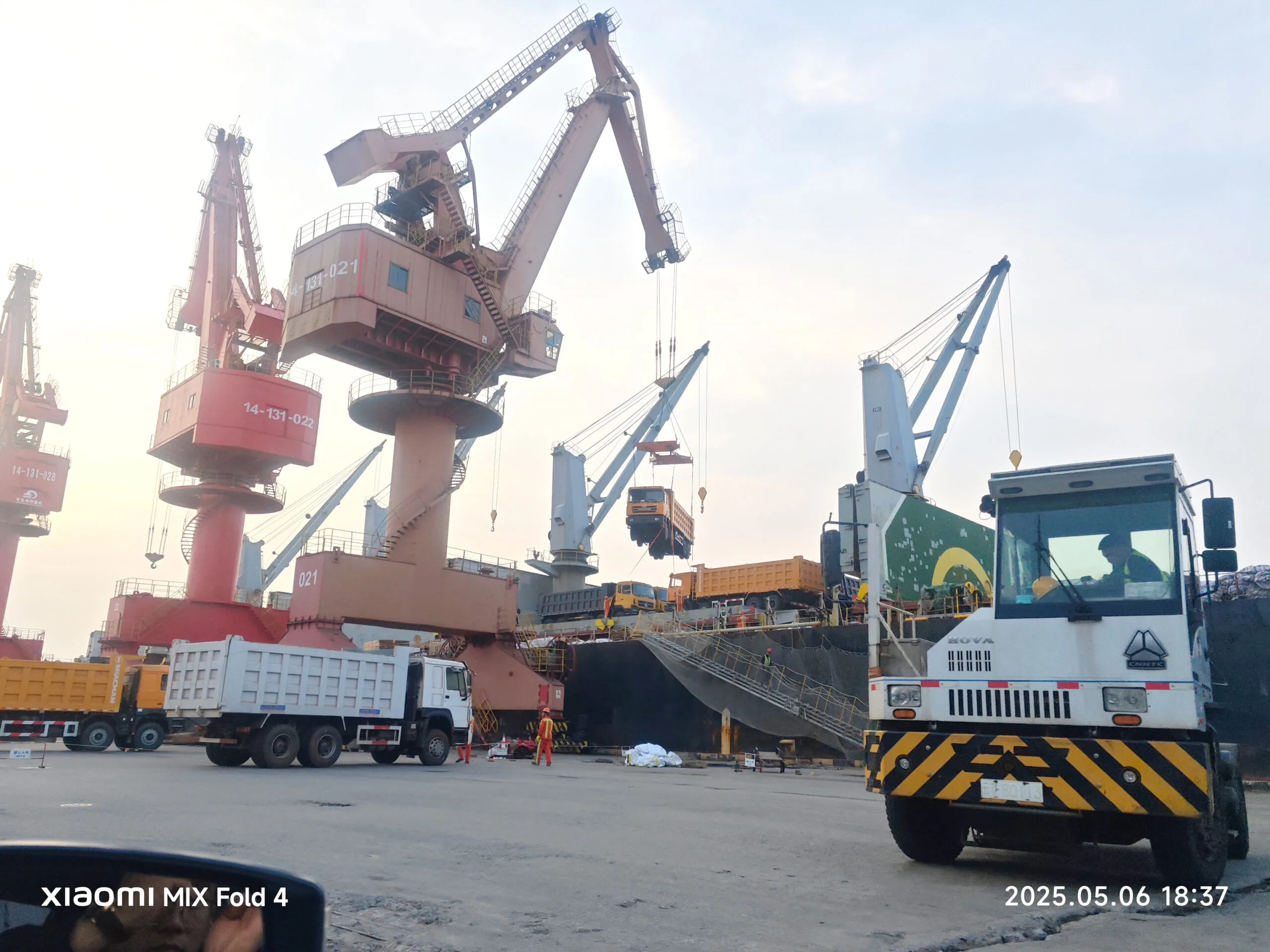 BYD Cars Loading for Export - PHEV and EV Models Shipping Process